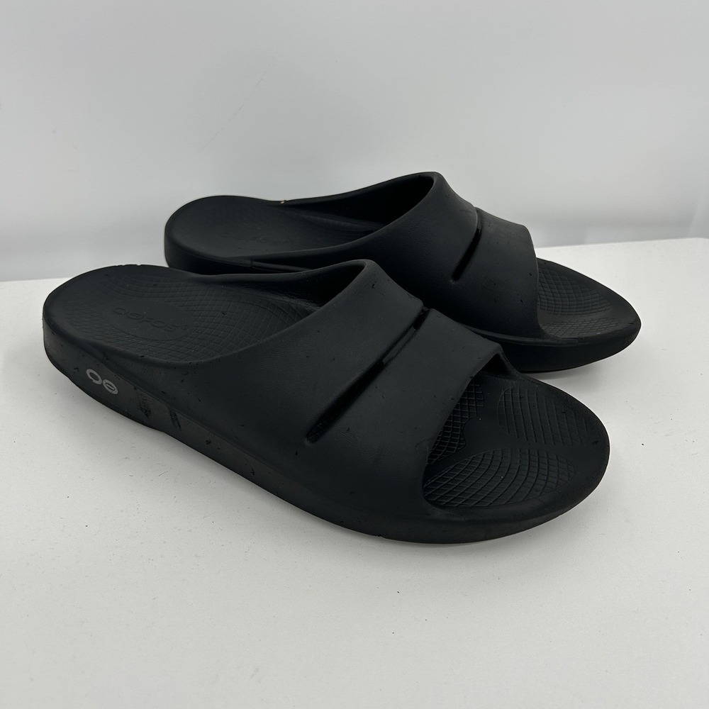 OOFOS OOahh Black Slide Recovery Sandals Mens 6 Womens 8 Comfort Casual Unisex